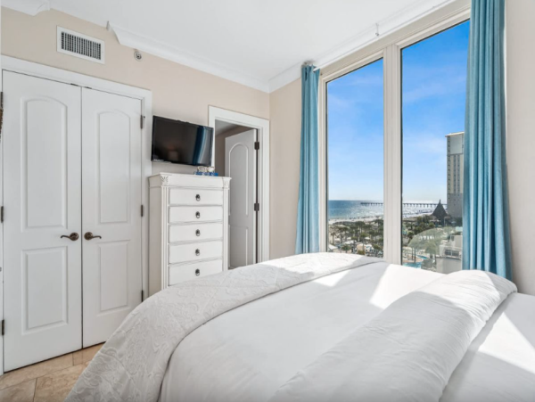 Gulf Front Luxury 4th floor Pensacola Beach Condo